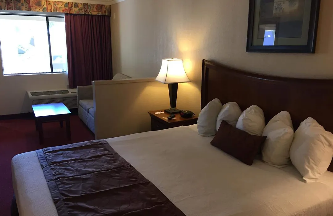 Chula Vista Inn-1